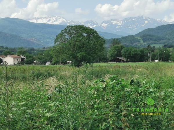 Grand terrain plat à Gajan