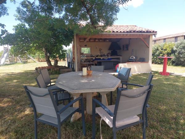 Maison 5 pièce(s) 3 chambre(s) 137 m²