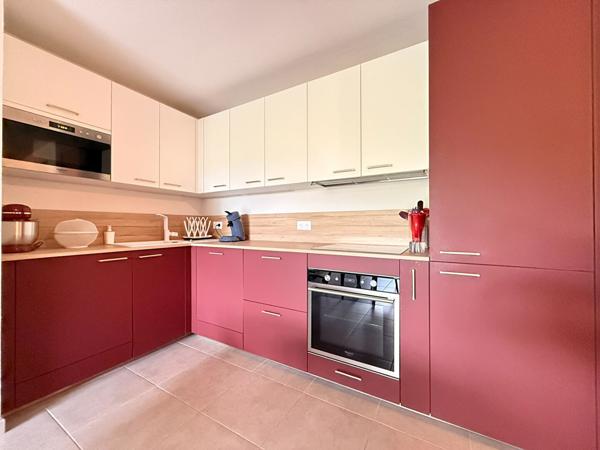 Appartement 3 pièces 58m² Rez-de-Jardin Carros Les Plans