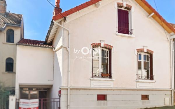 Maison à vendre    3 pièces • 100 m2 Montluçon
