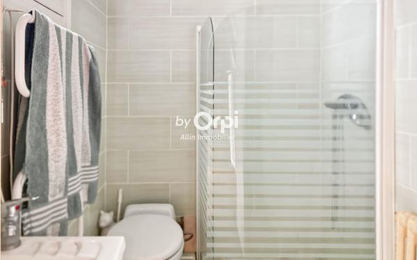 Maison à vendre    3 pièces • 100 m2 Montluçon