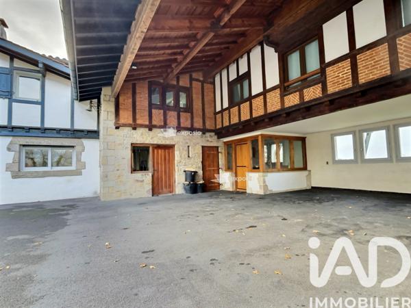 Maison à vendre 10 pièces 300 m² Urrugne