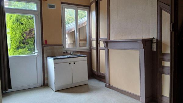 Maison de ville à vendre à Forges-les-Eaux en Seine-Maritime (76440), ref : VENT/521