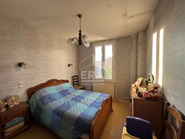 Maison A VENDRE EN VIAGER OCCUPE à Château Arnoux Saint Auban