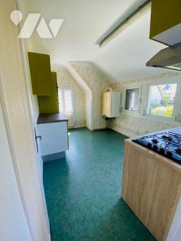 A Vendre à Perros-Guirec (22700) en Côtes-d'Armor (22), Vue sur Mer, Pavillon à rénover de type...