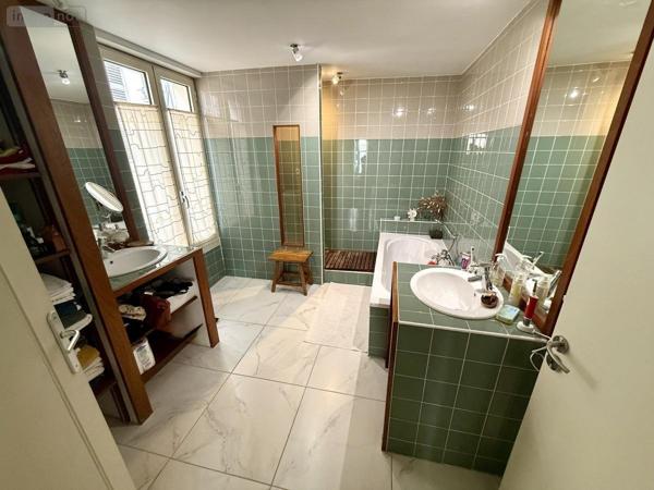 Maison à vendre à Cahors dans le Lot (46000), ref : 46002-440