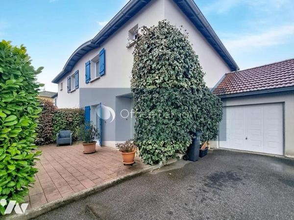 Maison Mitoyenne de type 4