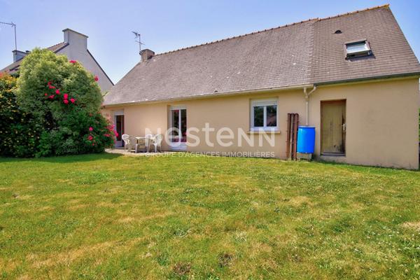 A vendre maison plain pied 2 chambres et 3 bureau possibilité d'une 3 chambre, a YFFINIAC !!!!