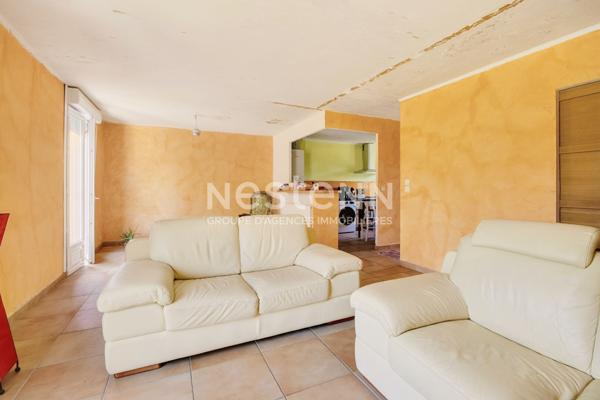 A vendre maison plain pied 2 chambres et 3 bureau possibilité d'une 3 chambre, a YFFINIAC !!!!