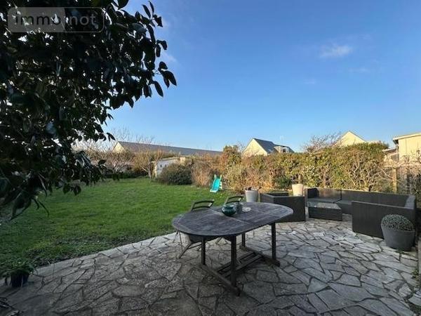 Maison à vendre à Sainte-Gemmes-sur-Loire dans le Maine-et-Loire (49130), ref : 49009-1359