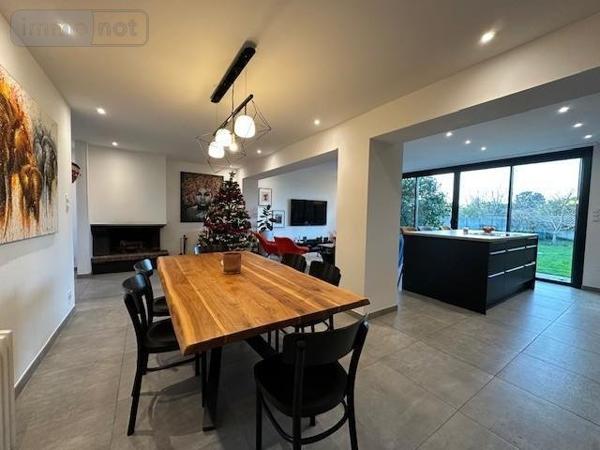 Maison à vendre à Sainte-Gemmes-sur-Loire dans le Maine-et-Loire (49130), ref : 49009-1359