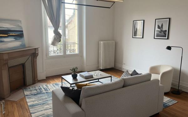 Appartement à vendre    3 pièces • 70,23 m2 Rosny-sous-Bois