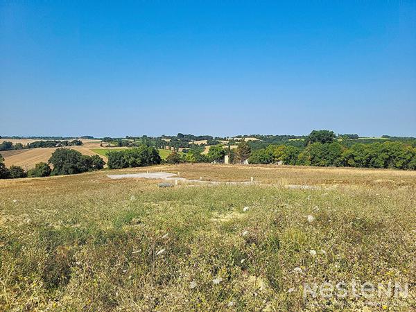 A Vendre Terrains à bâtir dans lotissement de douze lots à la campagne proche de Condom