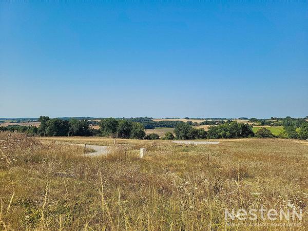 A Vendre Terrains à bâtir dans lotissement de douze lots à la campagne proche de Condom