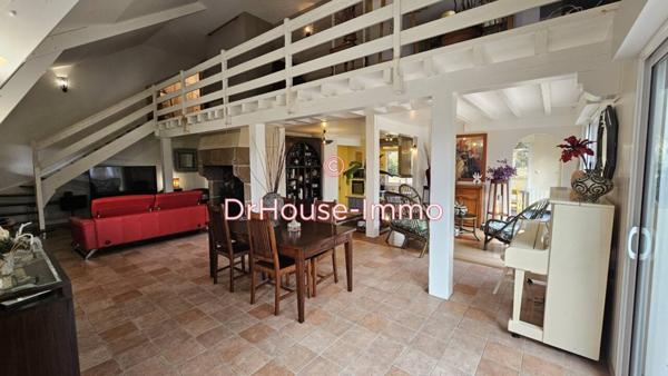 Maison à vendre 6 pièces de 204 m²