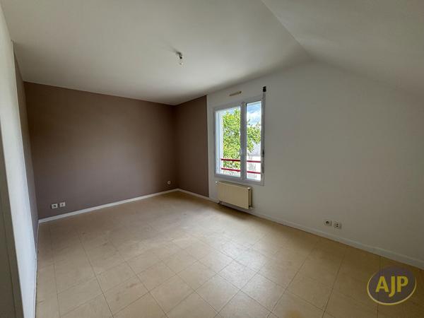 Location appartement Trelaze : 800 € - AJP Immobilier Angers