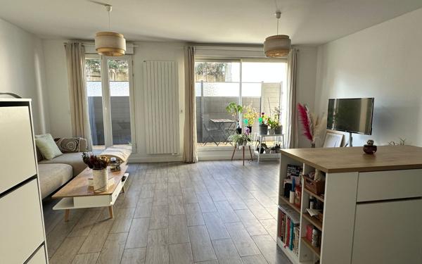 Appartement à louer    3 pièces •  Villemomble