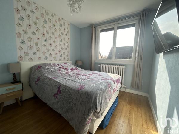 Maison 5 pièces de 100 m² à Sainte-Geneviève-des-Bois (91700)