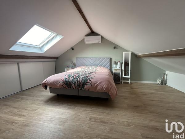 Maison 5 pièces de 100 m² à Sainte-Geneviève-des-Bois (91700)