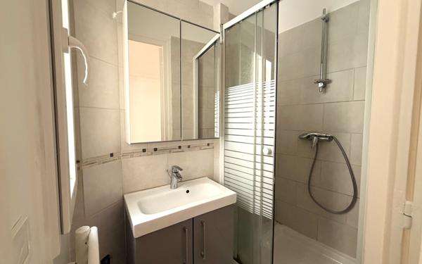 Appartement à louer    3 pièces •  Neuilly-sur-Seine