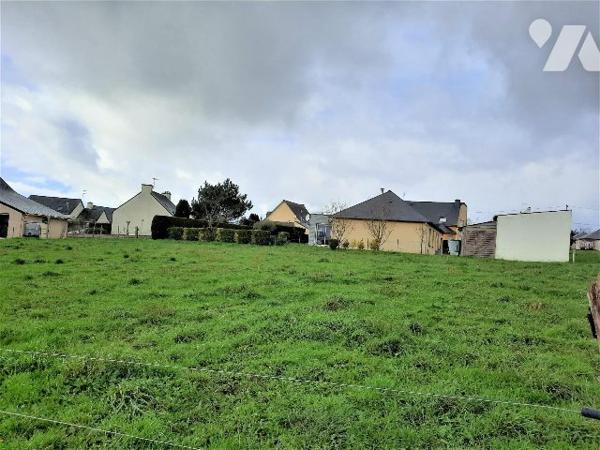 Terrain à bâtir bourg 1165 m²