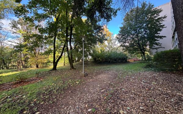 Appartement à vendre    2 pièces • 50,22 m2 Lyon 9