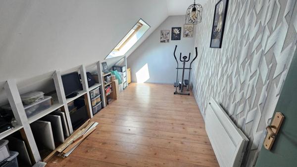 Houdan 10 mn / Maison familiale 5 chambres dans un village dynamique