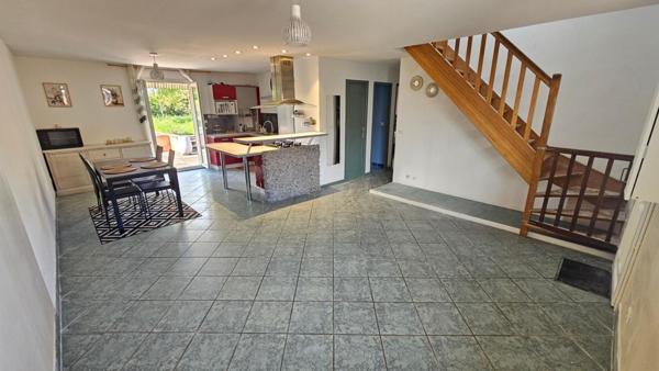 Houdan 10 mn / Maison familiale 5 chambres dans un village dynamique
