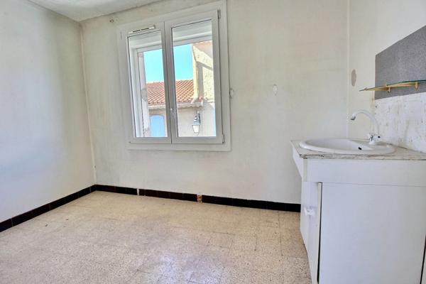 Maison de ville de type 3 d'environ 55m² avec terrasse sur Pas des Lanciers