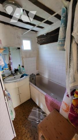 Maison en brique et colombage à rénover