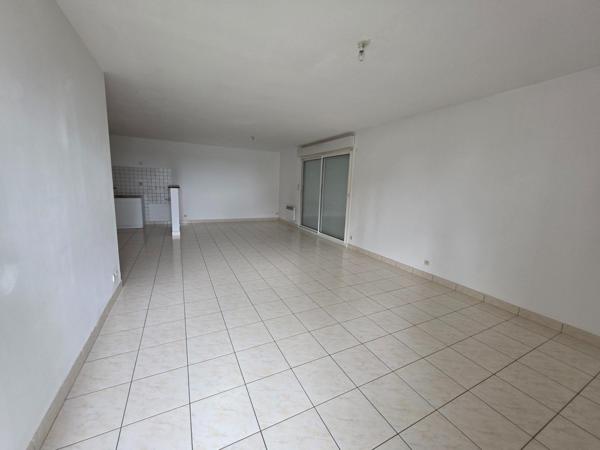 Maison 3 chambres avec terrain !