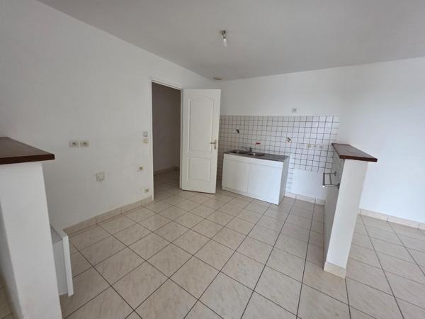 Maison 3 chambres avec terrain !