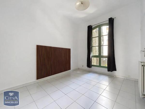 Appartement à louer 3 pièces 51m² Nîmes (30000)