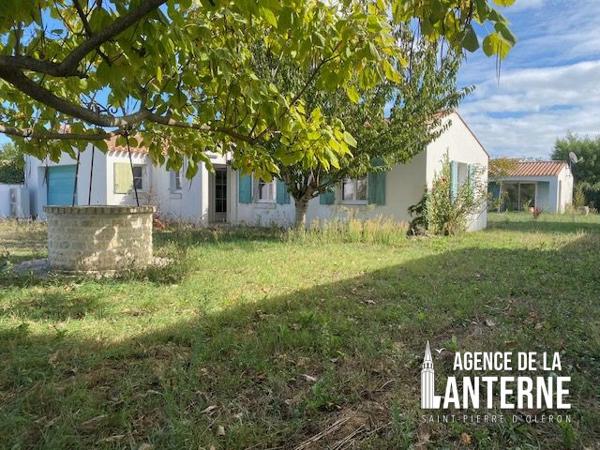 SAINT-PIERRE (CENTRE) - MAISON DE 180 m² - TERRAIN 1000 m²