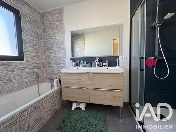 Maison à vendre 5 pièces 109 m² Les Garennes sur Loire