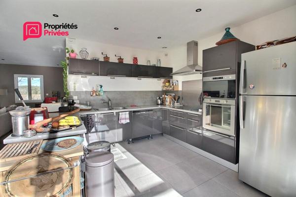 A seulement 8 min d'Uzès !  Jolie maison de plain-pied avec tous les atouts ! !