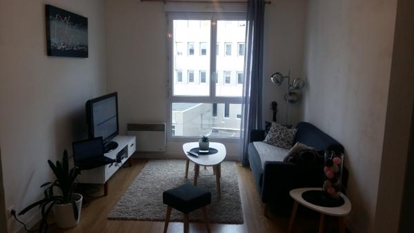 Appartement  centre  d'Orleans, 2 pièces 34 m2, place parking