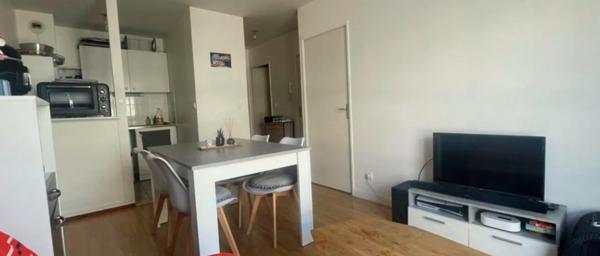Appartement  centre  d'Orleans, 2 pièces 34 m2, place parking