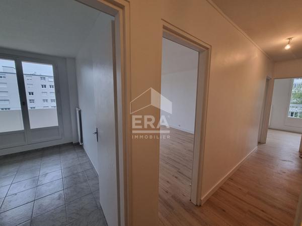 Appartement Neuilly Sur Marne 3 pièce(s) 63.78 m2