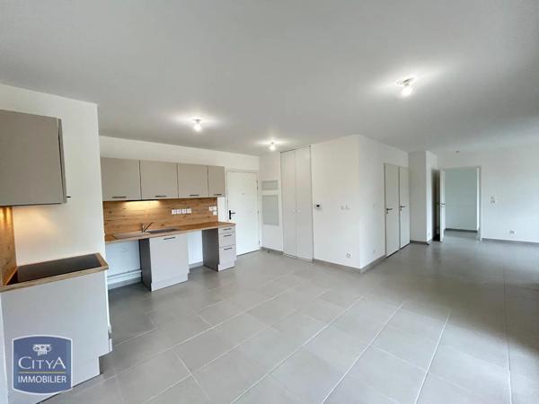 Appartement à louer 2 pièces 55.5m² Aix-en-Provence (13290)