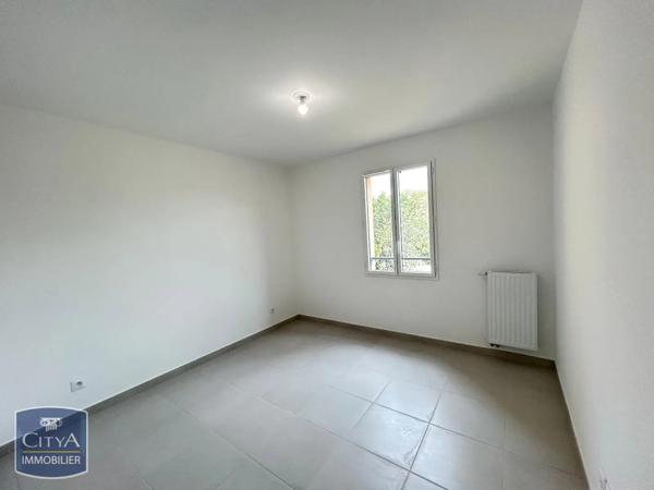 Appartement à louer 2 pièces 55.5m² Aix-en-Provence (13290)