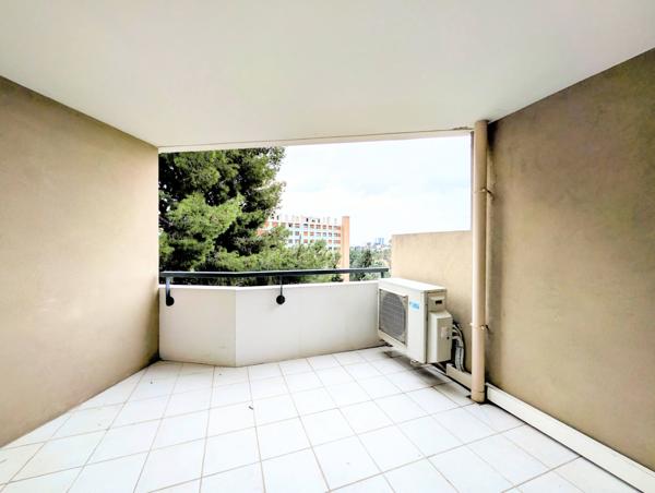 Chateau gombert (13013) Appartement 3 pièces avec terrasse et vue dégagée