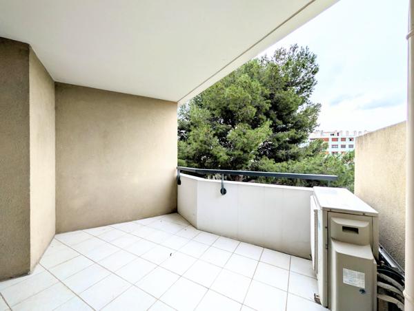 Chateau gombert (13013) Appartement 3 pièces avec terrasse et vue dégagée