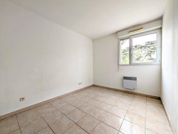 Chateau gombert (13013) Appartement 3 pièces avec terrasse et vue dégagée