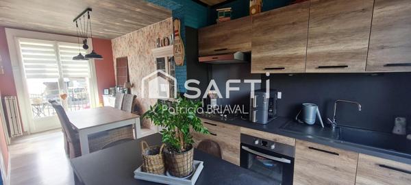 SUPERBE MAISON DE VILLE