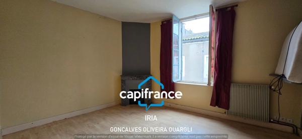 Immeuble à vendre TONNEINS (47) avec appartement et local commercial.