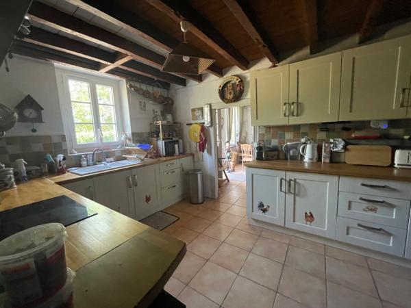 Maison de campagne rénovée avec vue campagne 153000€