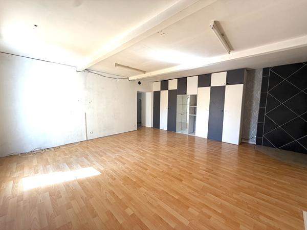 CARAMANY - Maison de village 4 Pièces - Terrasses - Cave