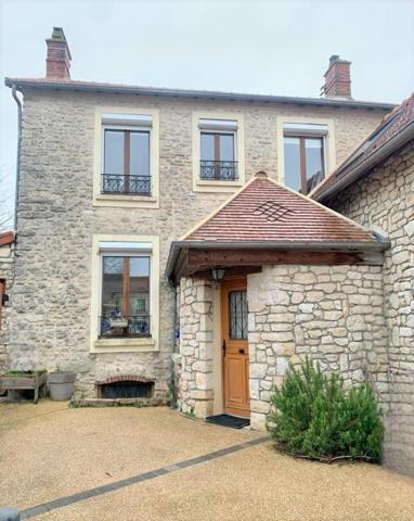 Maison à Maule, 78580 - 6 pièces 150m²