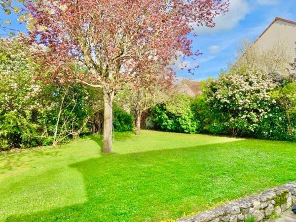 Maison à Maule, 78580 - 6 pièces 150m²